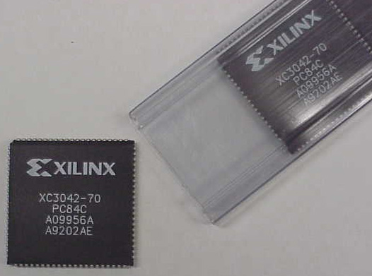 XC3020-100PG84C, микросхема