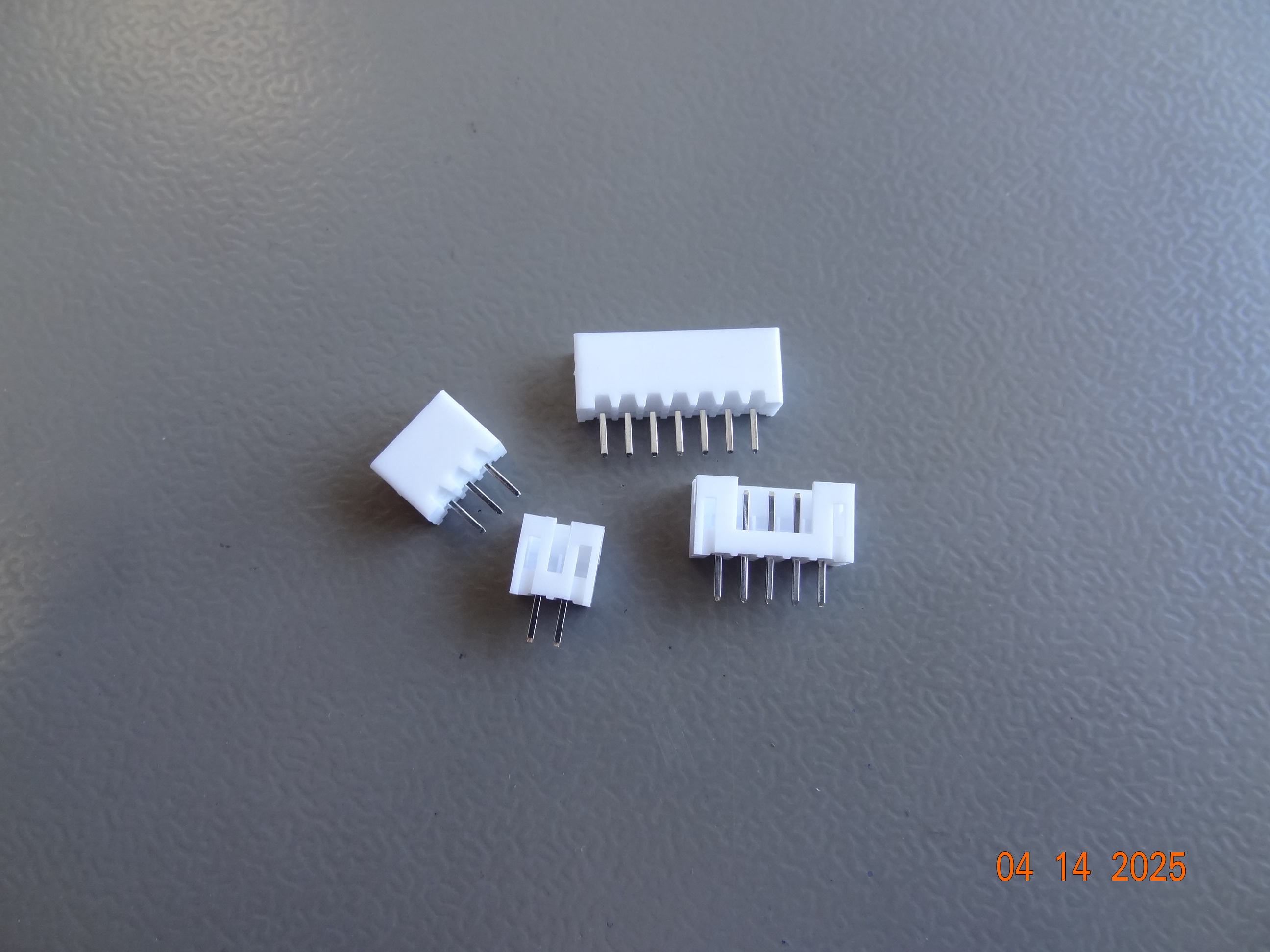 DS1066-7MVW6X, разъём питания