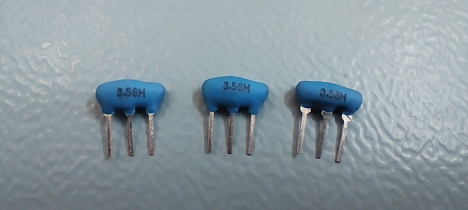 ZTT 3.58МГц MG, керамический резонатор