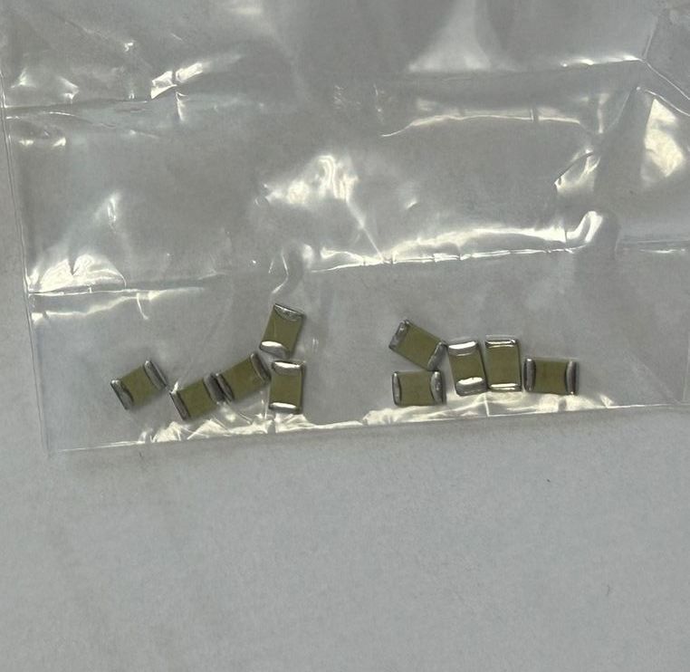 К10-47В-Н30-250В-4700 пФ 20 %, конденсатор