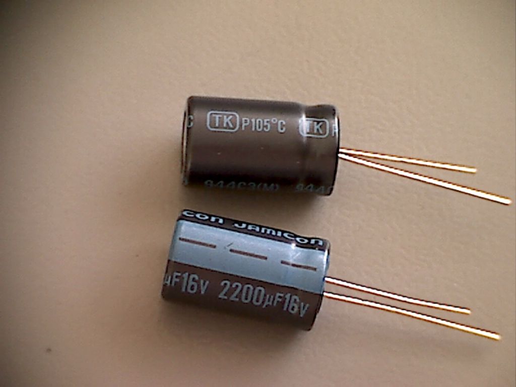 TKR222M1CJ21M, электролит. конденсатор 16 В x 2200 мкФ ±20%, -55...105 °C, 2000 ч