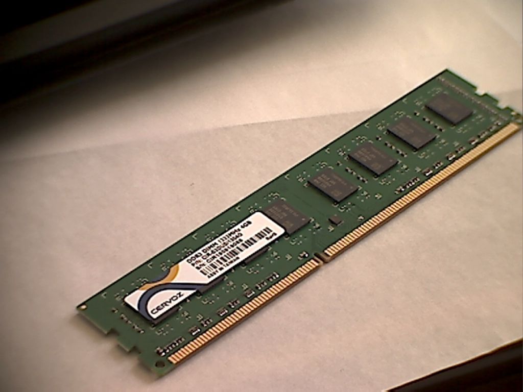 CIR-S3DUSI1304G, модуль памяти DDR3  240 PIN, 4GB, 1333, 256Mx8, SAMSUNG