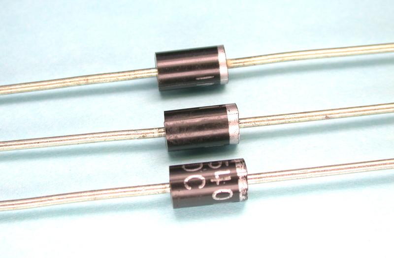 1N5408, диод 3A 1000В (Motorola)