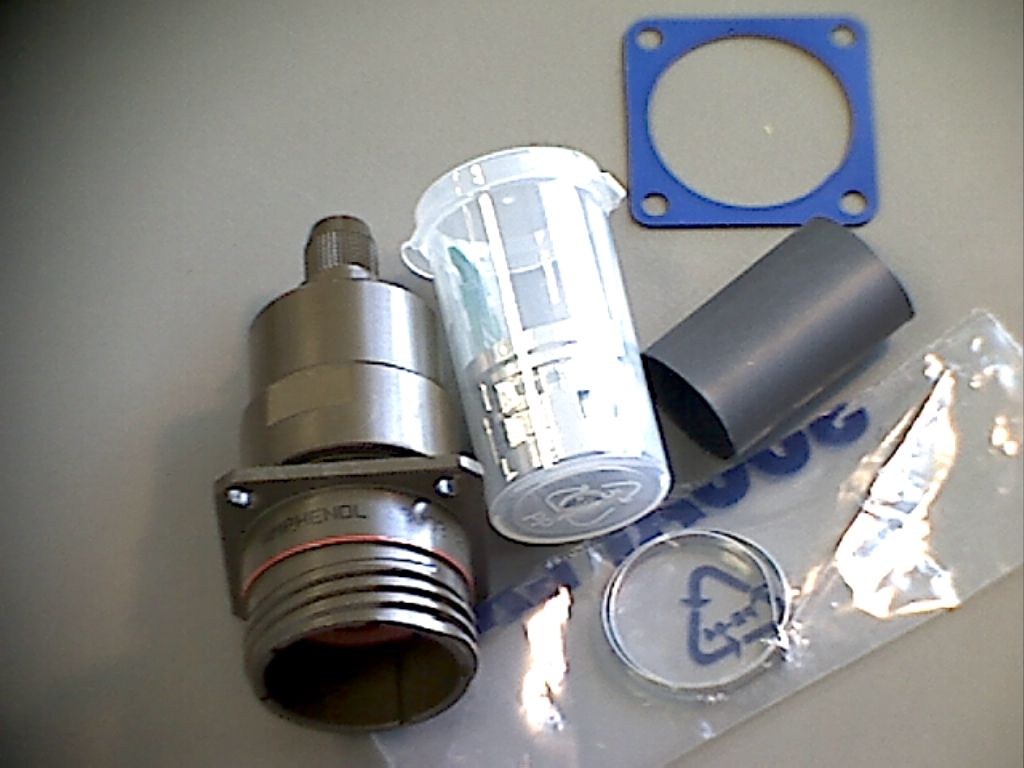 KIT38082, разъем Amphenol RJ45 Connector -40°C ~ 85°C