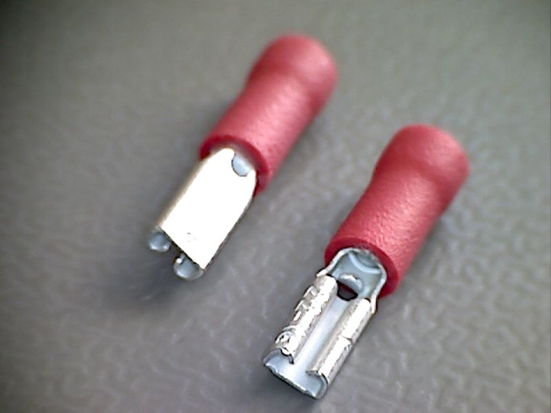 рпи-м1.5 (2.8), клемма нож. изолированная, цв. красный РПИ-М1.5 (2.8), клемма нож. изолированная, цв. красный