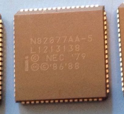 N82077AA-5, микросхема