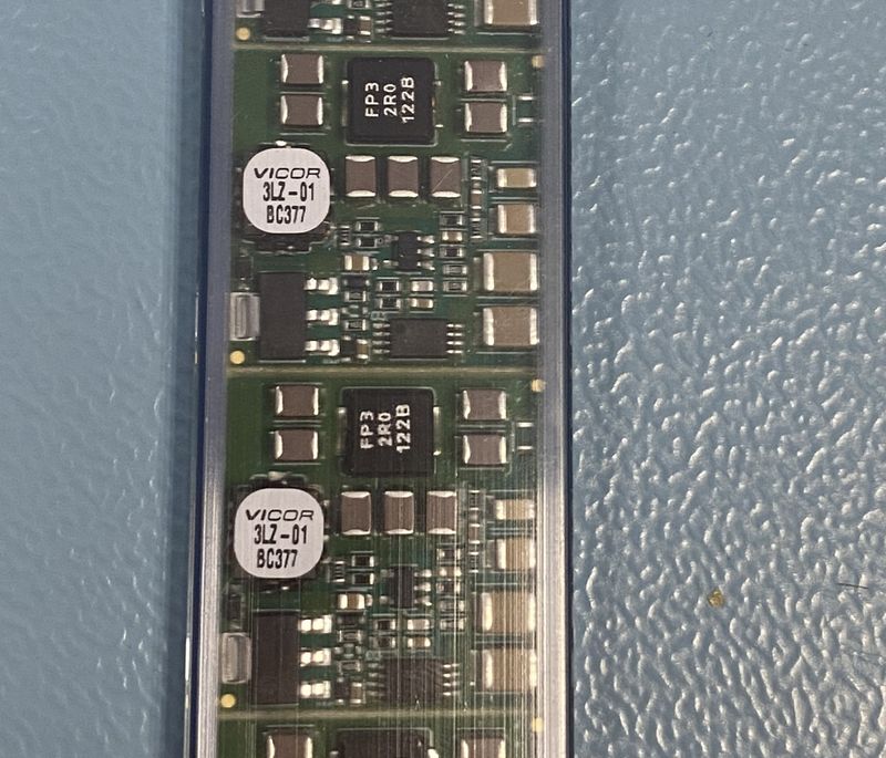 QPI-3LZ-01, модуль 7 A Active EMI Filter SIP for 24 Vdc Bus, LGA Package, RoHS Compliant, Open Frame Package