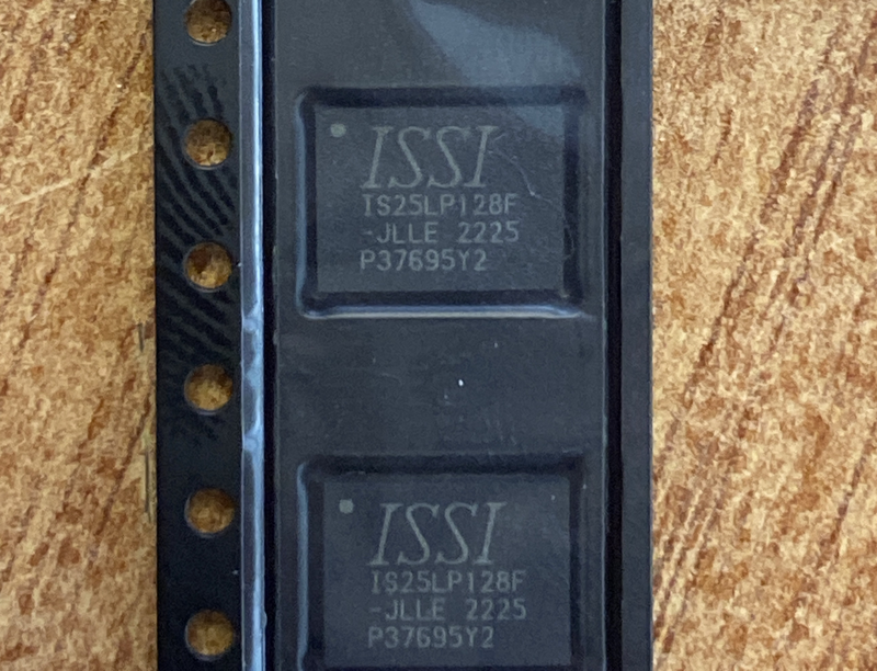 IS25LP128F-JLLE, микросхема