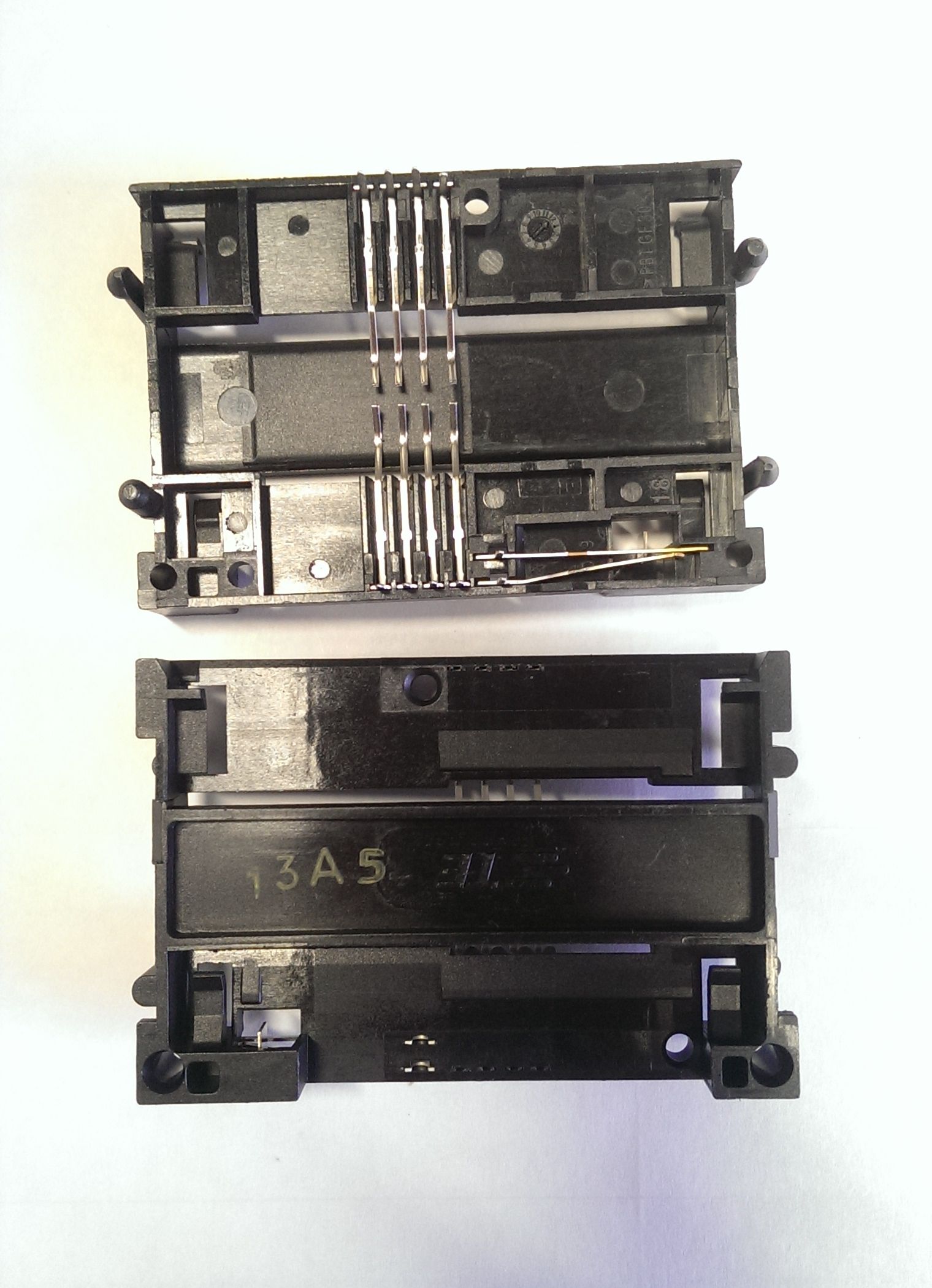 5953398-1, держатель карты памяти