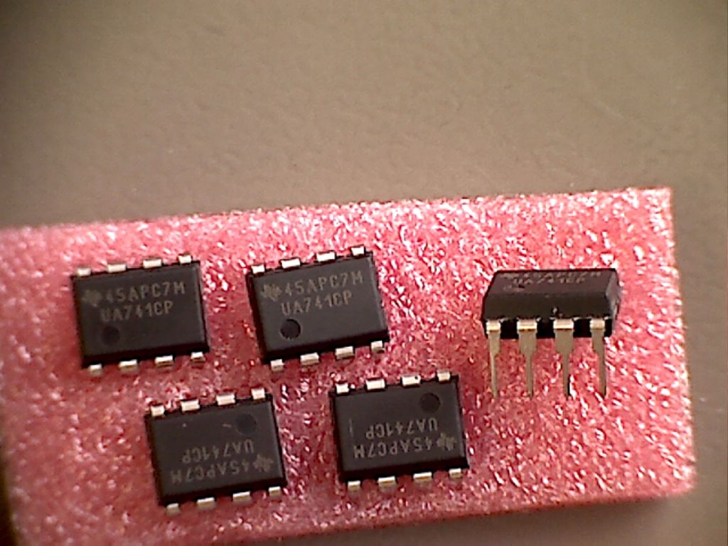 UA741CP, микросхема