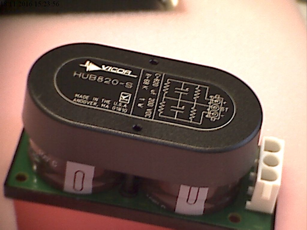 HUB820-S, модуль Two capacitors in a holdup package 820uF 200V HUB