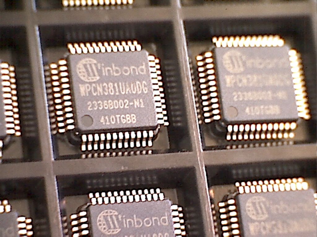 WPCN381UA0DG, микросхема