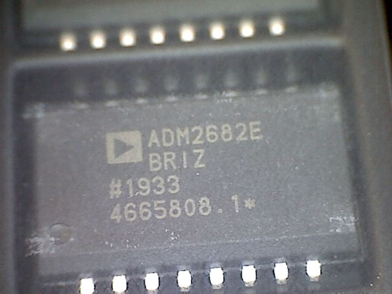 ADM2682EBRIZ, микросхема