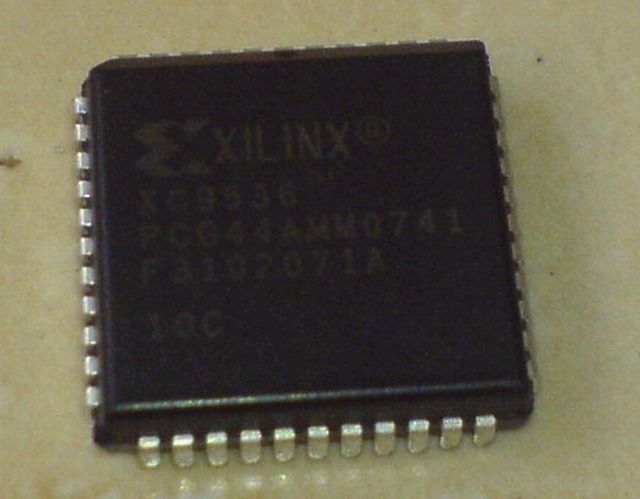 XC9536-7PCG44I , микросхема