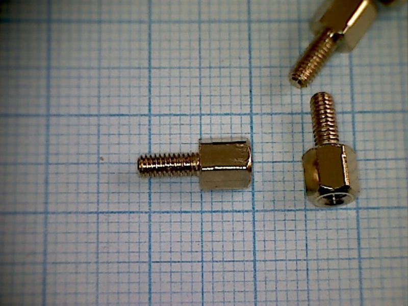 PCHSN2.5-05 mm, М2,5х0,45 стойка латунь шестигр.